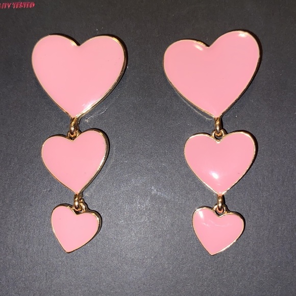 No Boundaries Light Pink and Gold Dangly Tiered Hearts Costume Jewelry Earrings - Picture 6 of 6